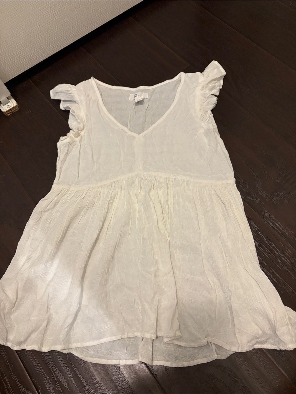 Lightweight Cream V-Neck Flutter Sleeve Tunic
